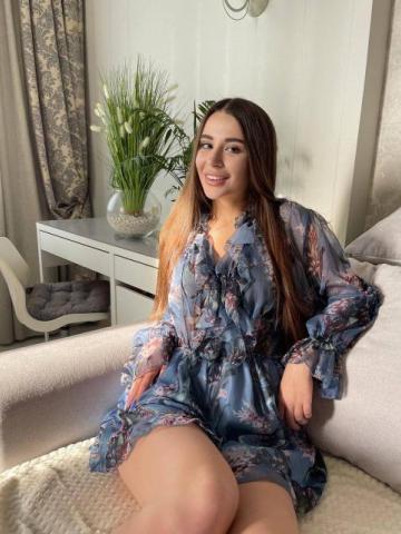 Анна Вип Спутница